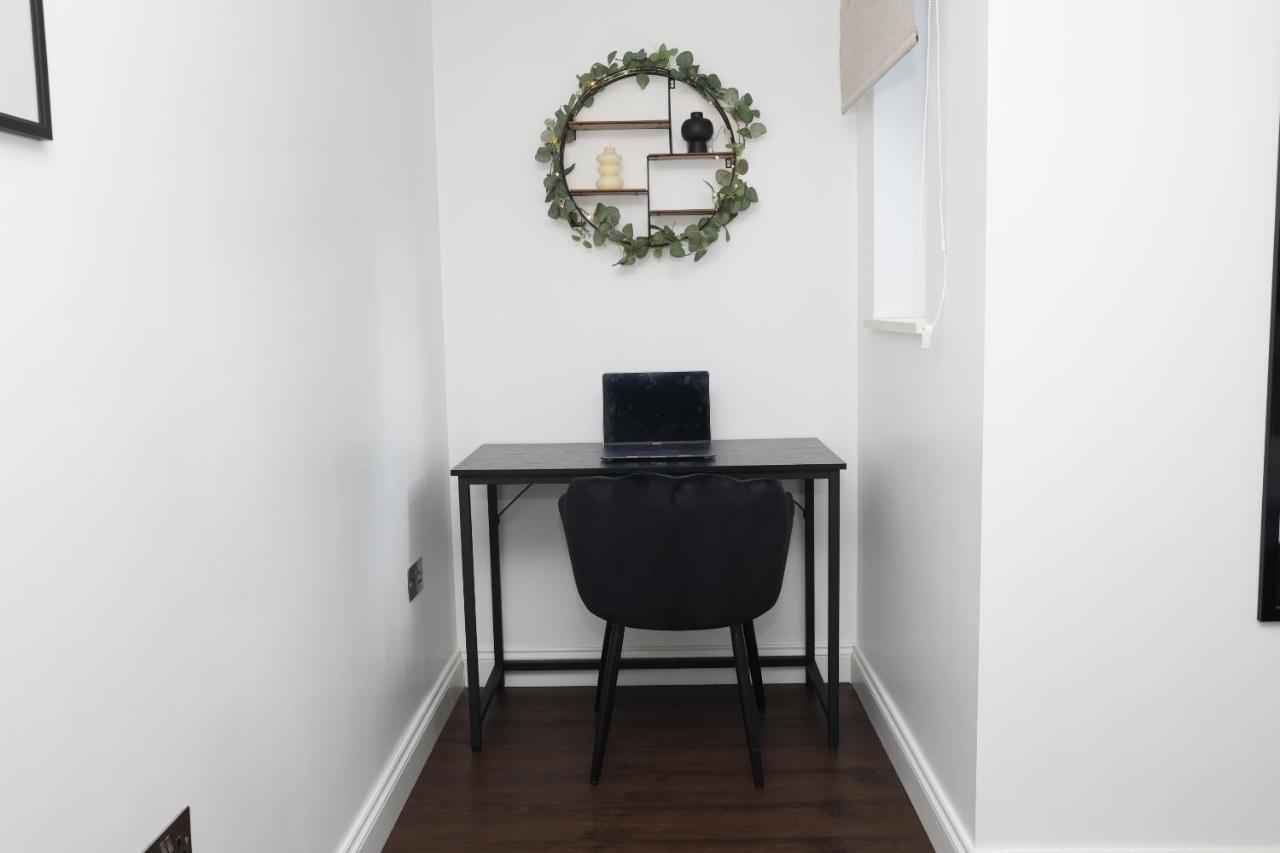 Ferienwohnung Watford Luxury 1 Bed Flat - Free Parking Exterior foto