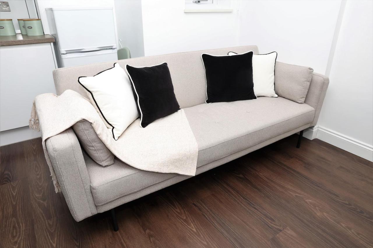 Ferienwohnung Watford Luxury 1 Bed Flat - Free Parking Exterior foto